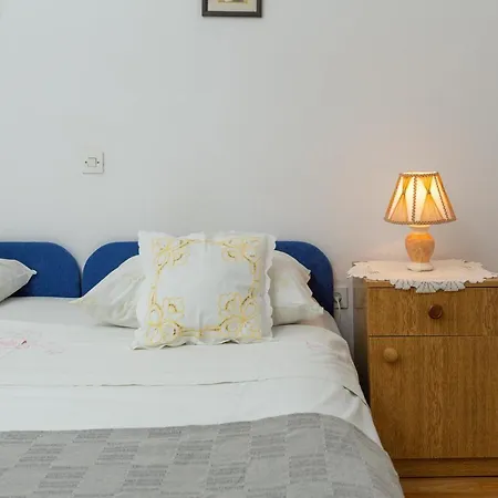 Apartment Near Babic *